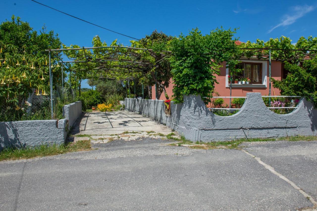 Nicoles Houses Arillas  Exterior photo