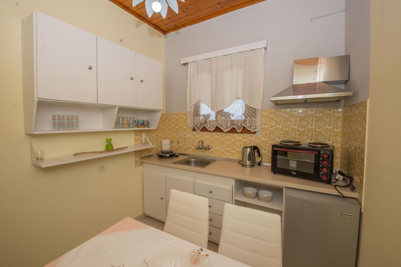 Nicoles Houses Arillas  Exterior photo